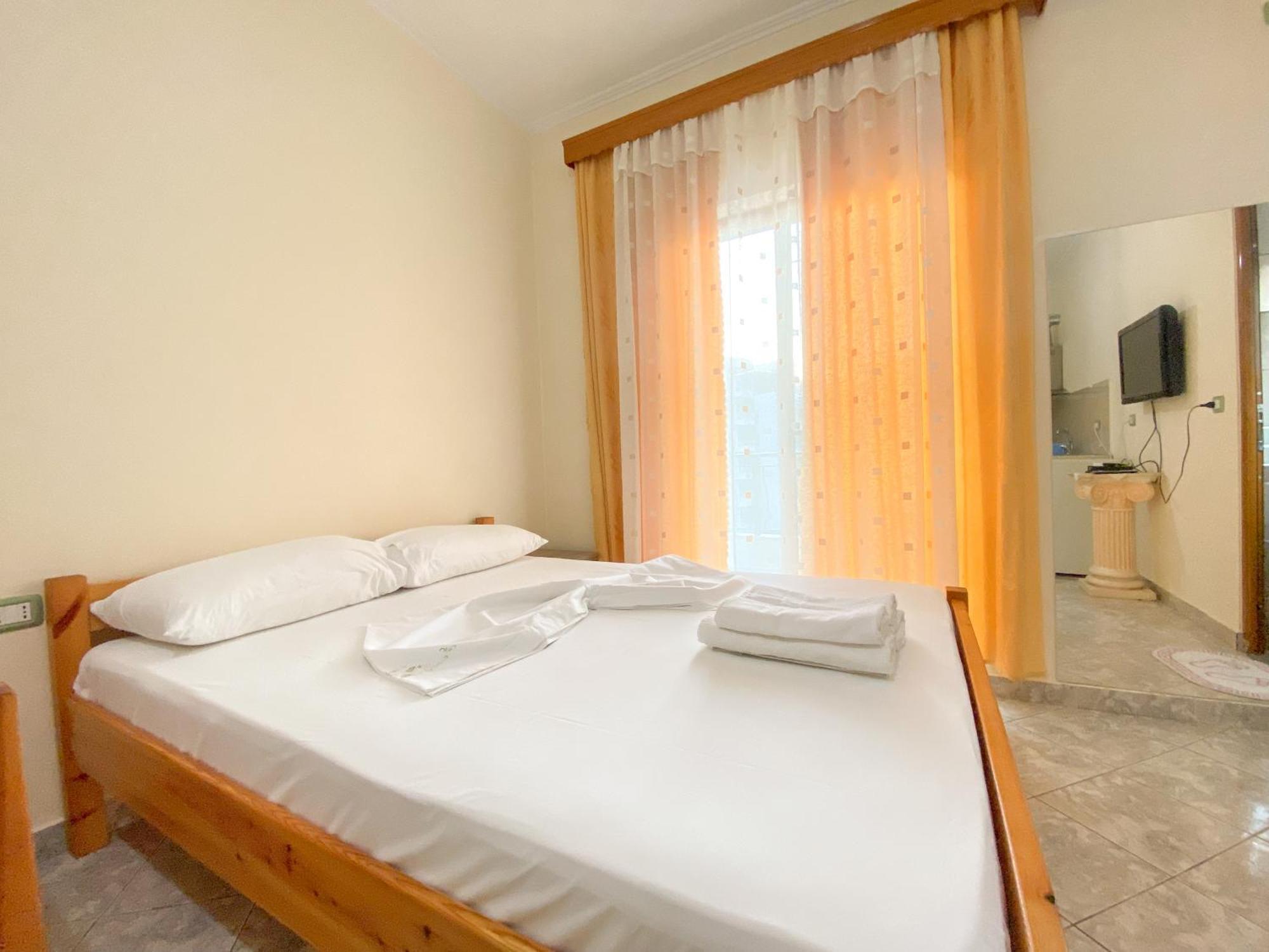 Summerland Saranda Exterior foto